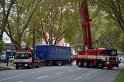 LKW verliert Auflieger Koeln Boltensternstr Pasteurstr P2004